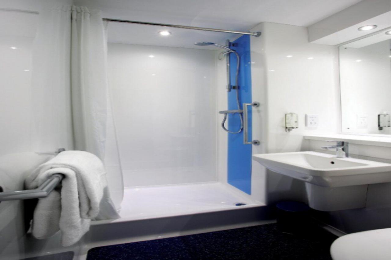 Travelodge מידלוויץ' מראה חיצוני תמונה