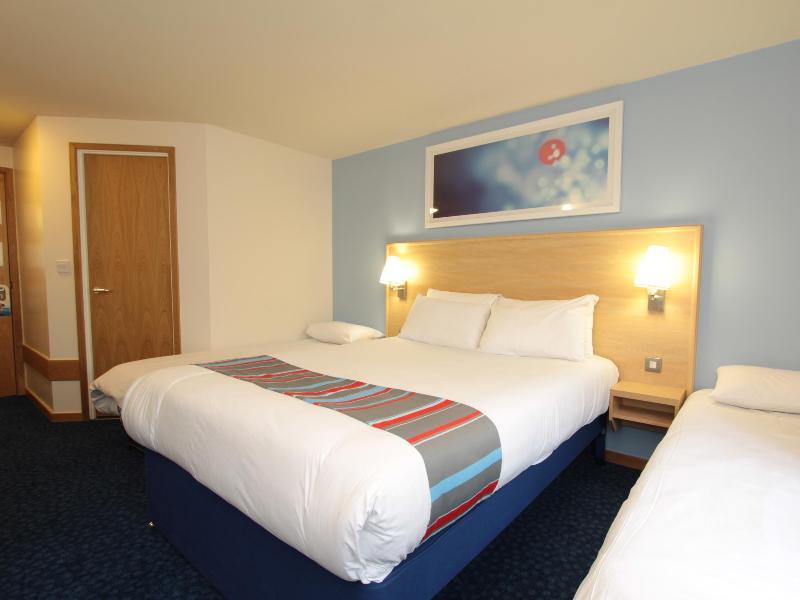 Travelodge מידלוויץ' מראה חיצוני תמונה