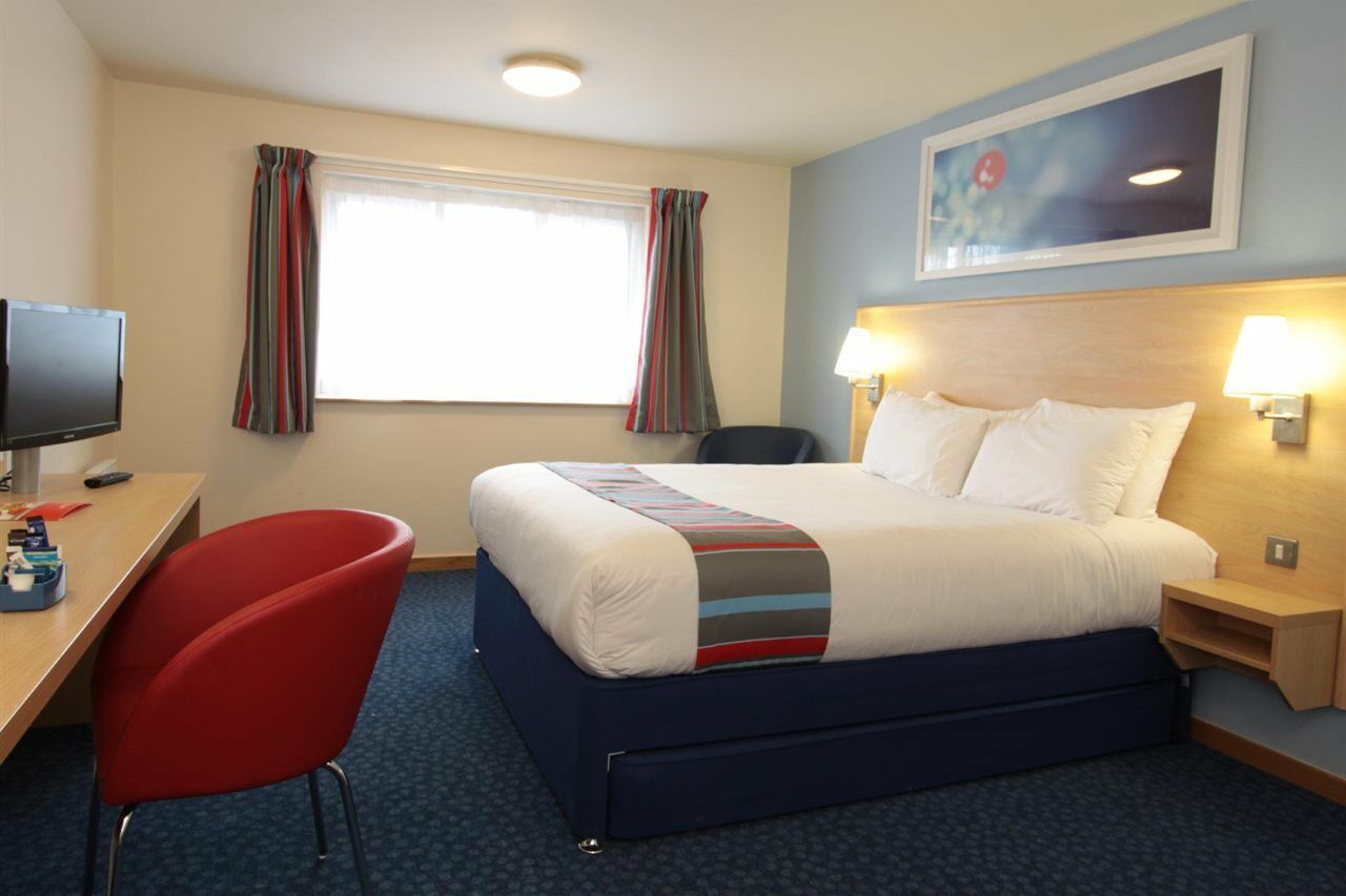 Travelodge מידלוויץ' מראה חיצוני תמונה